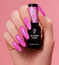 Intensywnie różowe paznokcie – energetyczny manicure w odcieniu fuksji