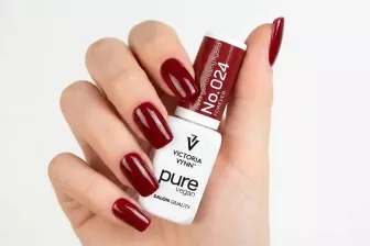 PURE VEGAN CREAMY HYBRID 024 Forever Crimson 8 ml