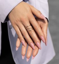 Manicure w stylu natural look