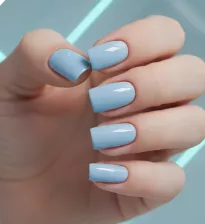 Pastelowo błękitne paznokcie – delikatny manicure na wiosnę i lato