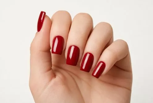 048 Red Obsessed 8ml PURE VEGAN CREAMY HYBRID / Victoria Vynn