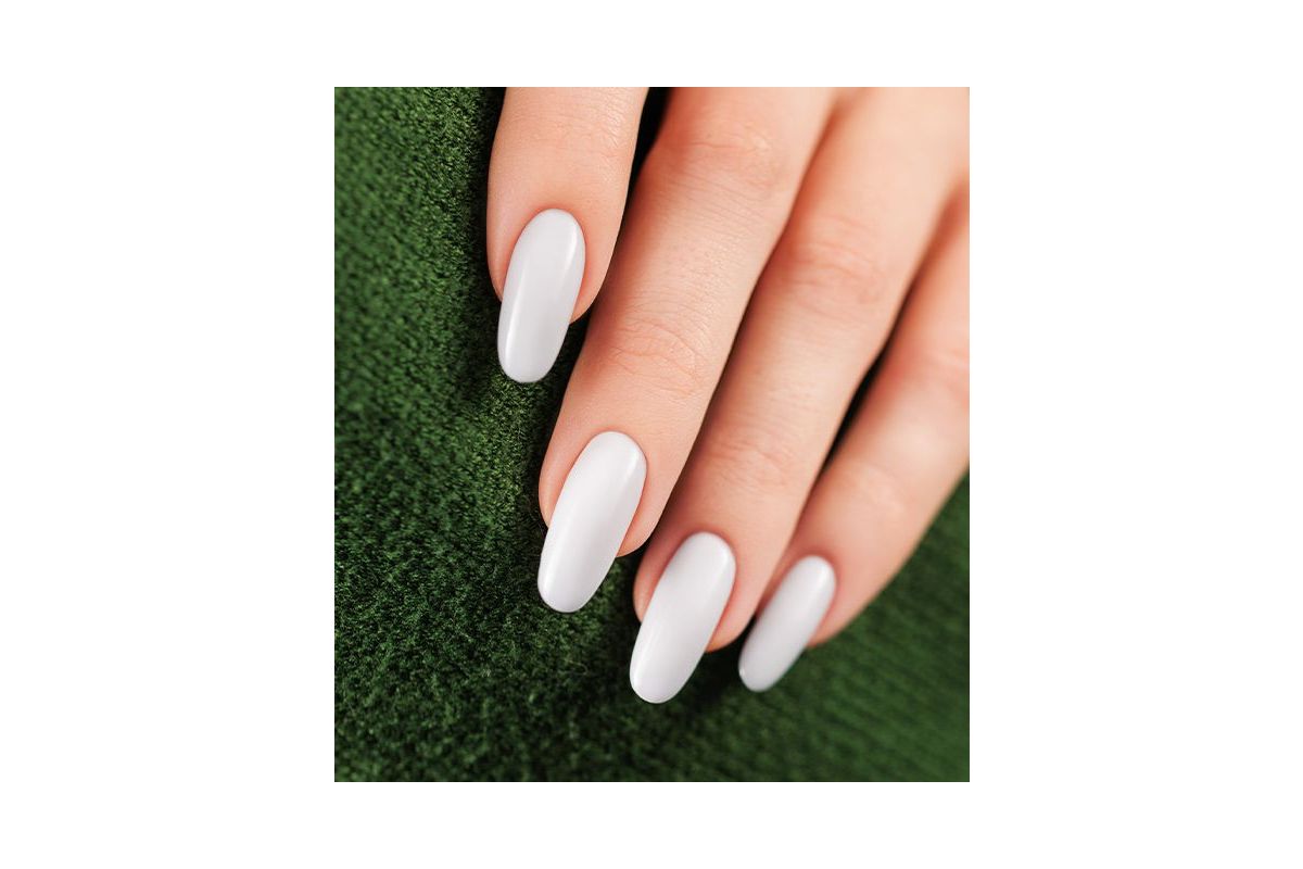 Milky nails – delicate milky manicure Milky nails – delicate