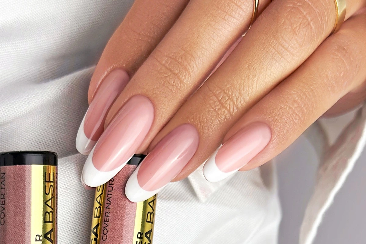 Paznokcie na zaręczyny, jako subtelna elegancja w klasycznym wydaniu