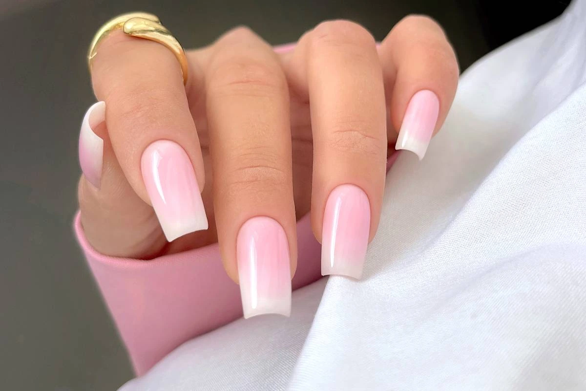 Manicure na majówkę 2026