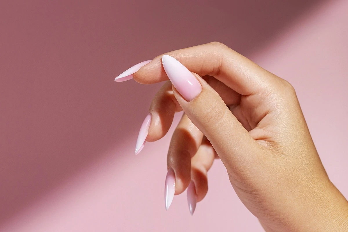 Czym dziś jest manicure francuski?